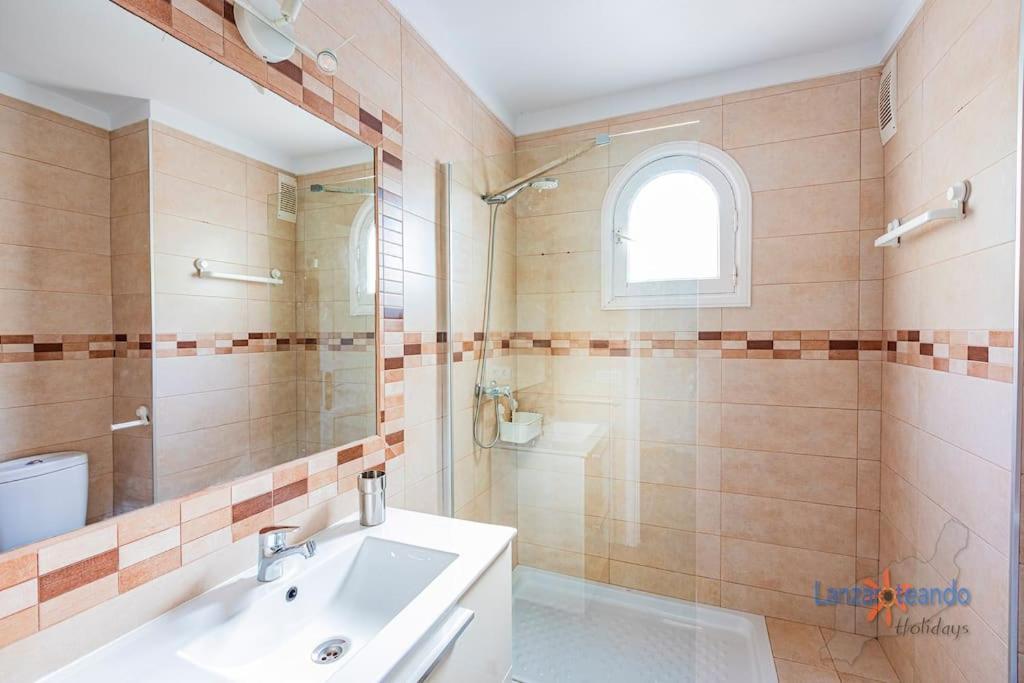 Vivienda Vacacional El Descanso Коста Тегисе Екстериор снимка